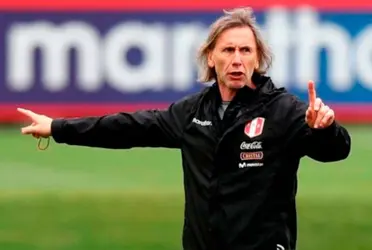 El peruano no tendría minutos en su equipo y pensaría en dejarlo