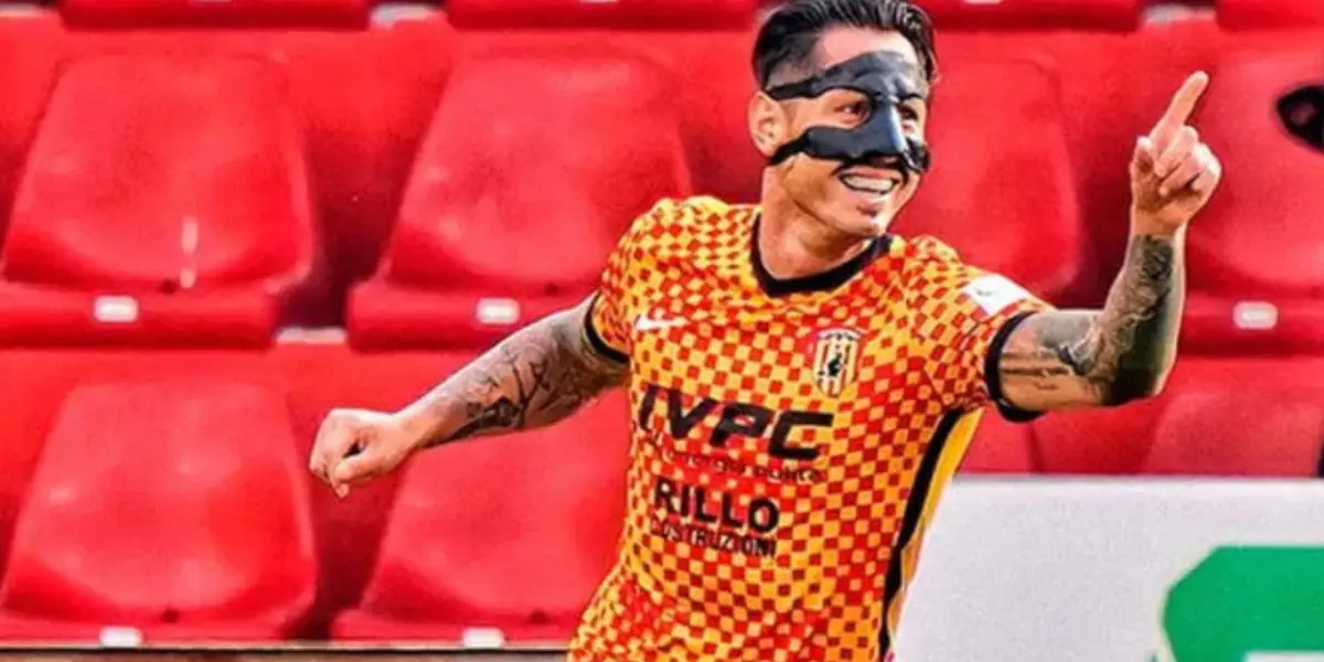 El peruano volvió a anotar por tercera vez consecutiva