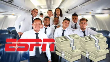 El plantel de Universitario de Deportes antes de emprender un vuelo al extranjero