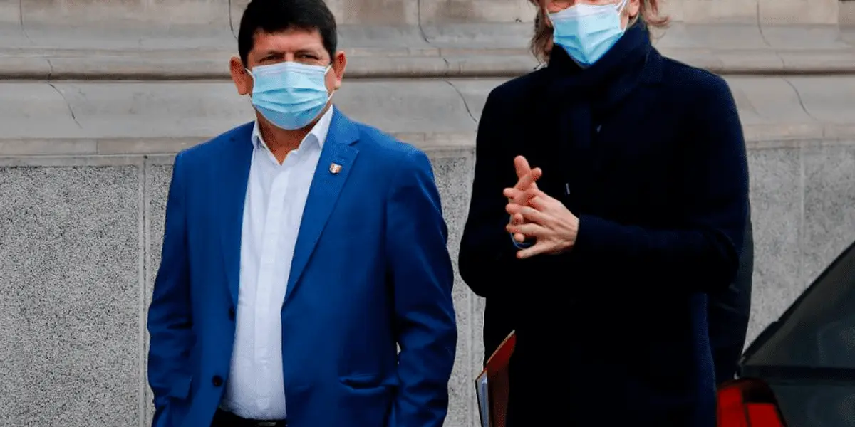 El presidente de la FPF, Agustín Lozano dio a conocer como van las conversaciones con Ricardo Gareca para su renovación