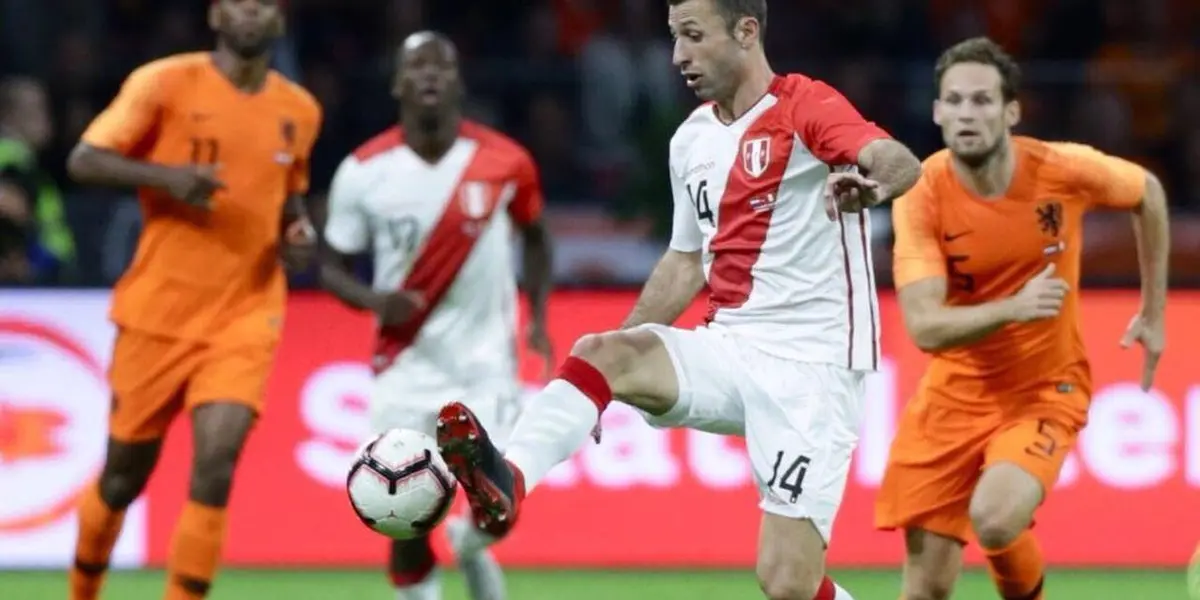 El jugador que se quedaría fuera por el regreso de Horacio Calcaterra a la Selección Peruana