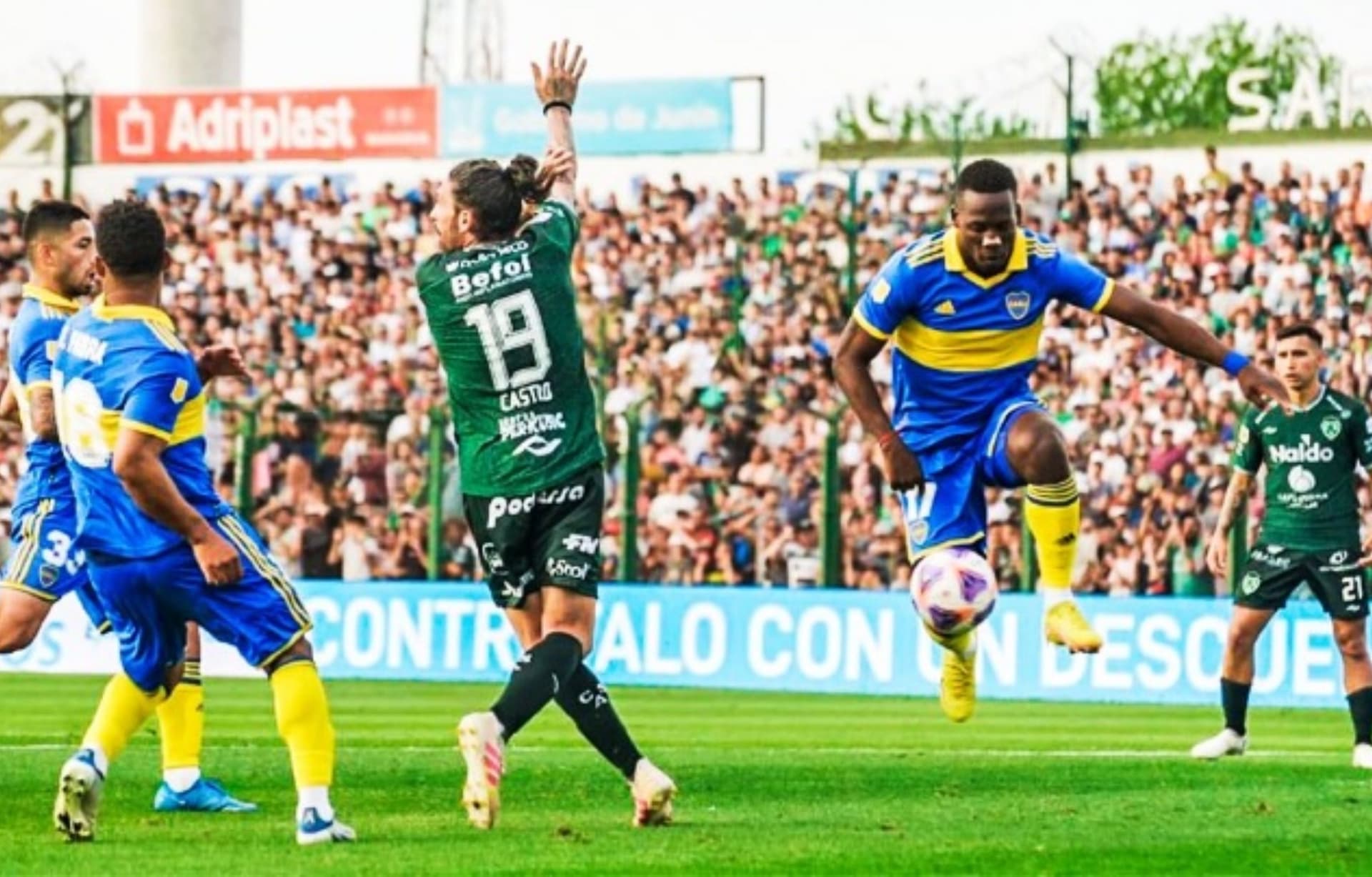 El ‘Rayo’ jugó los 90 minutos y Boca Juniors sigue puntero en la Superliga Argentina