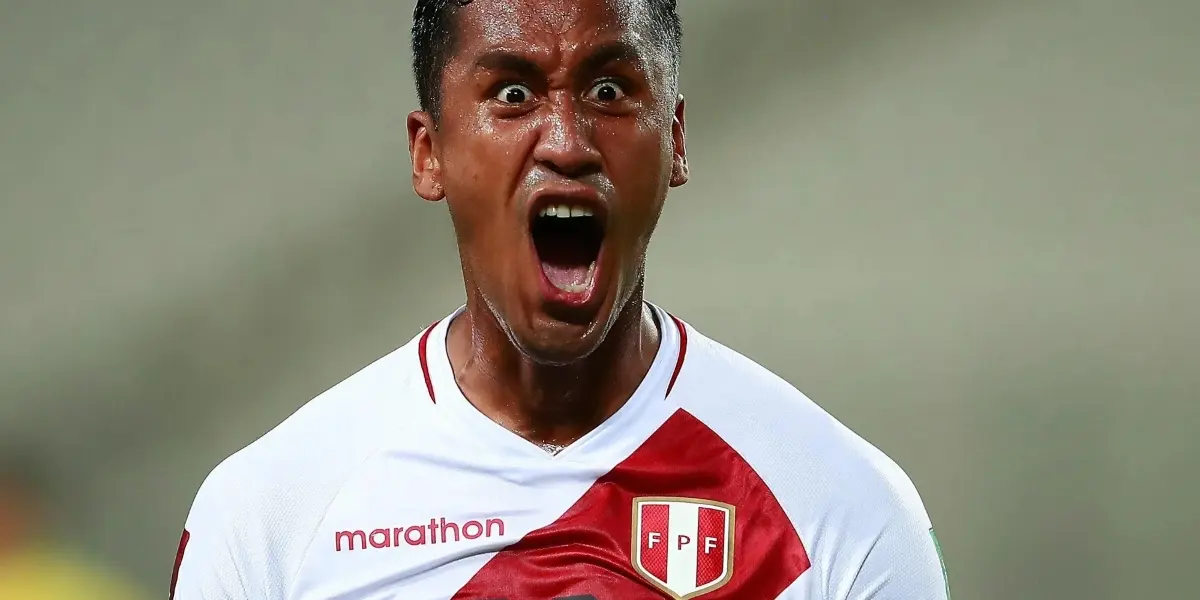 El Real Madrid y el PSG están tras los pasos de Renato Tapia para la siguiente temporada.