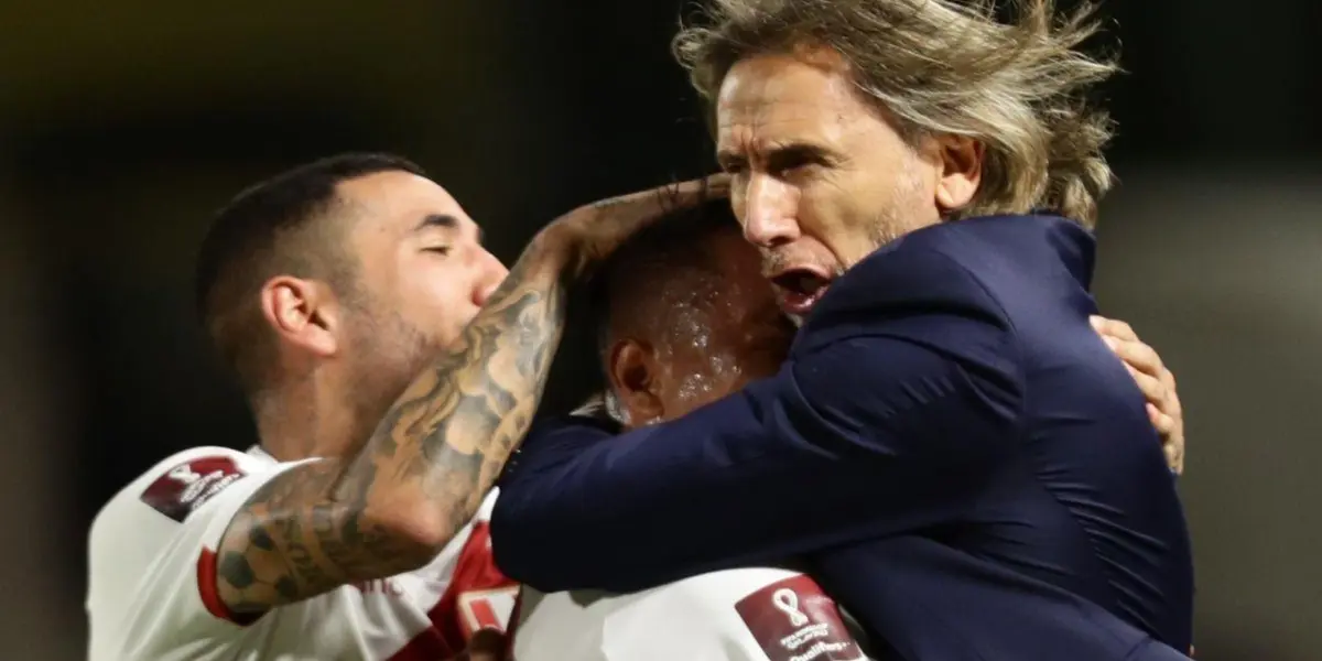 El técnico alineó un once diferentes el día de hoy