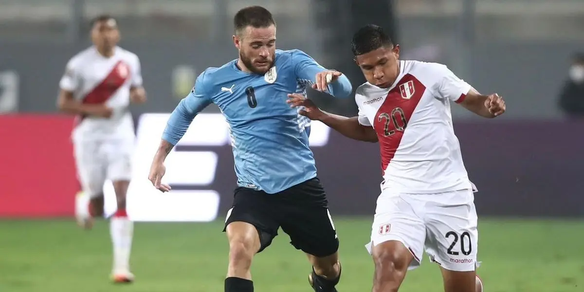 El tigre debió cambiar a Edison Flores por Sergio Peña antes de los 70 minutos, pues cuando entró 'peñita' el equipo tuvo mejor manejo de balón.