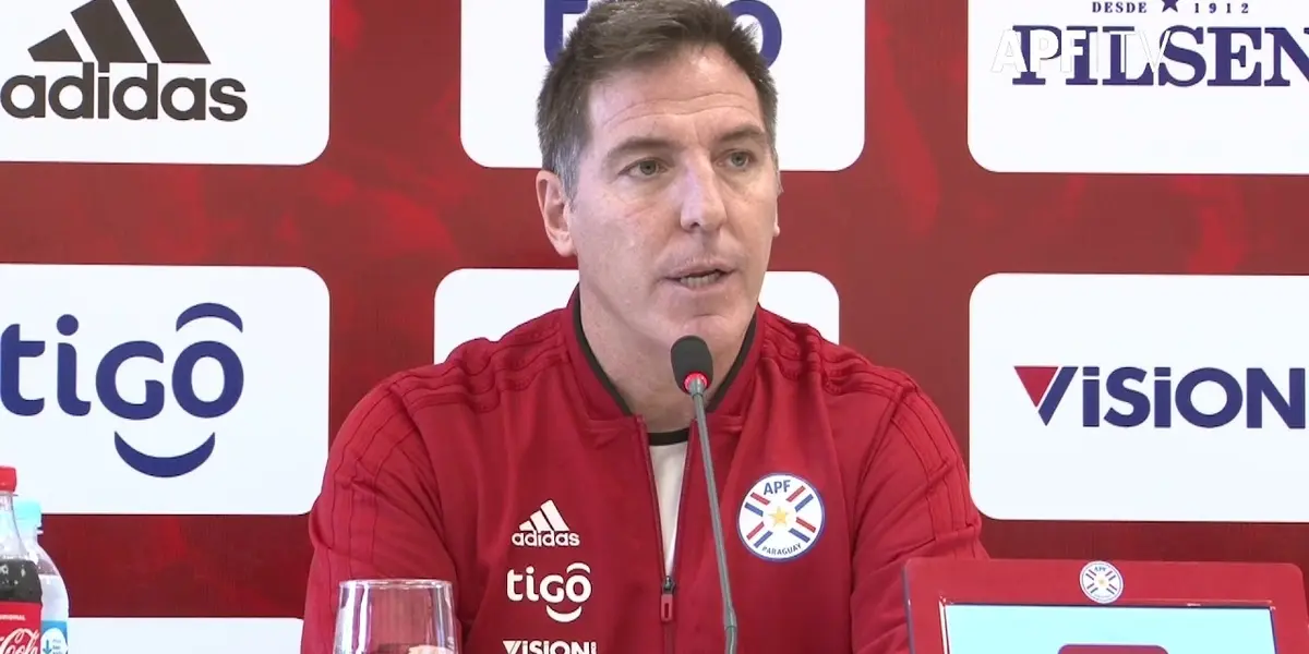 El " Toto" Berizzo estratega del seleccionado paraguayo recalca el juego de la selección peruana.
