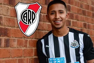 El volante peruano, Rodrigo Vilca, podría tener su gran debut en la Premier League con el Newcastle United.