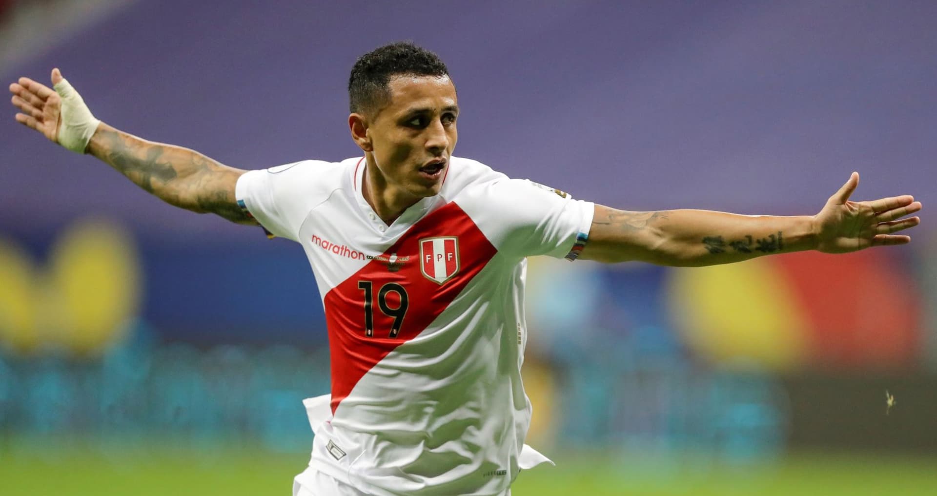 El volante peruano tiene buenas propuestas de diferentes clubes