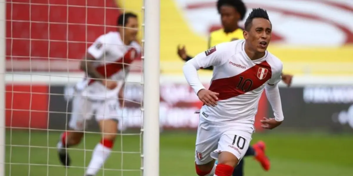 El volante recibe presentes como muestra de agradecimiento