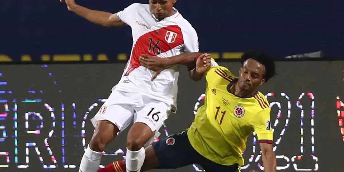 El zurdo de 21 años es la gran revelación con Perú este 2021.