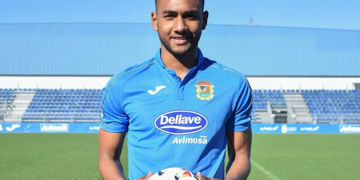 En el Fuenlabrada no consideran a Aldair Fuentes para el equipo principal, pero todo podría cambiar.