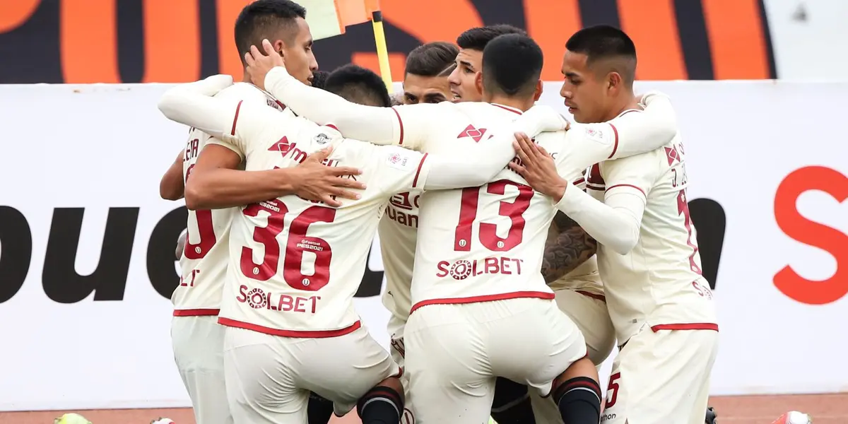 En Universitario creen que José Carvallo cada vez está más cerca del retiro con sus 35 años y buscan a nuevo golero.