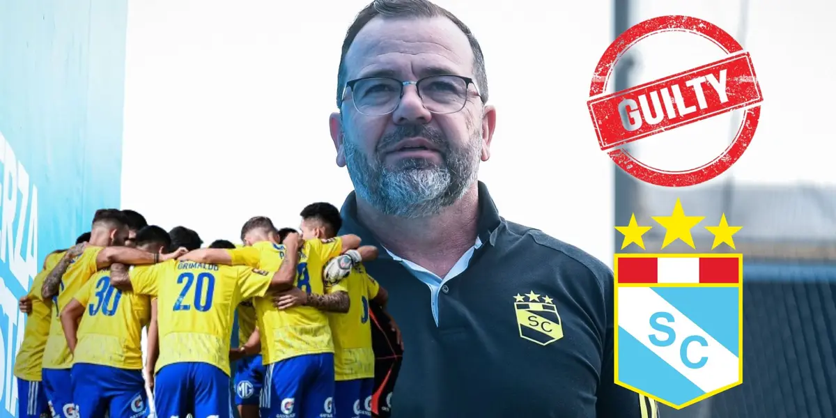 Enderson Moreira y debajo jugadores de Sporting Cristal abrazados