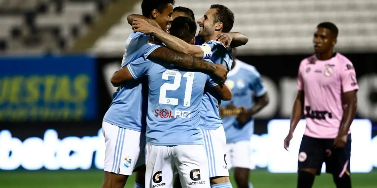 Equipo de Roberto Mosquera y una razón poderosa para seguir en la pelea por el Apertura