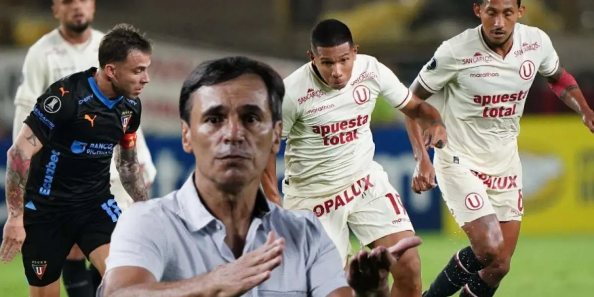Fabián Bustos haciendo señas con las manos y Universitario jugando ante LDU