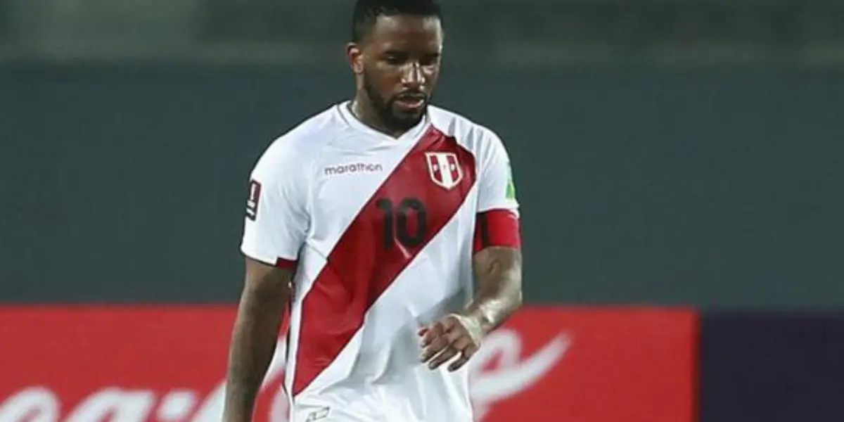 Farfán no juega un partido oficial desde la temporada pasada