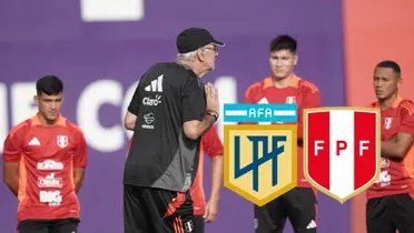 Fossati junto a sus seleccionados en un entrenamiento en Videna
