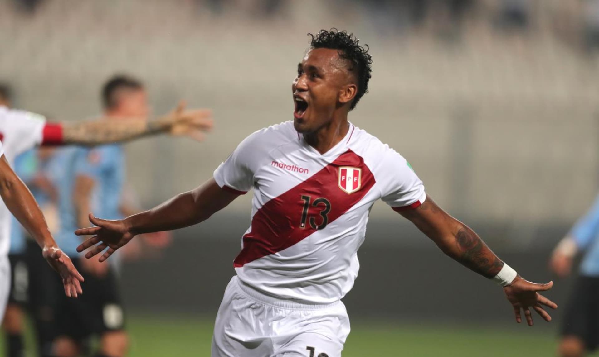 Futbolista peruano la viene rompiendo en Países Bajos