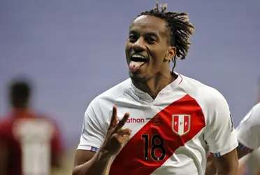 Futbolista peruano milita en la Premier League de Inglaterra