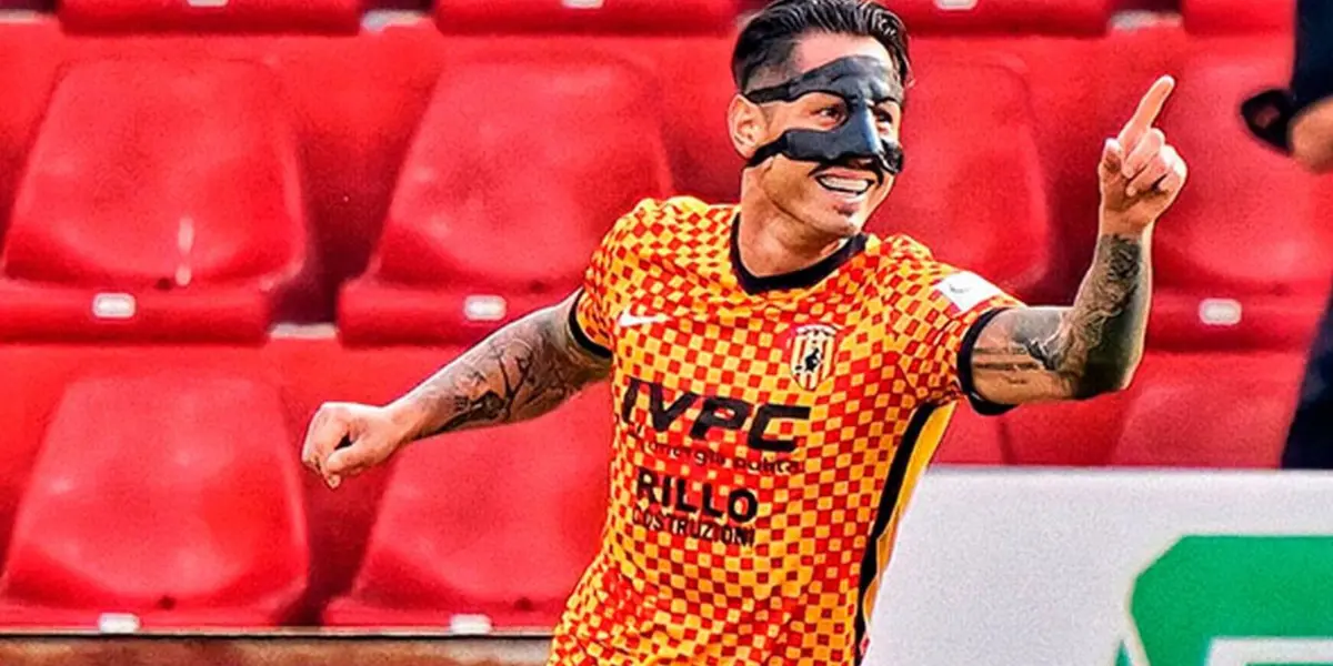 Gianluca Lapadula no pasa buenos momentos en Benevento