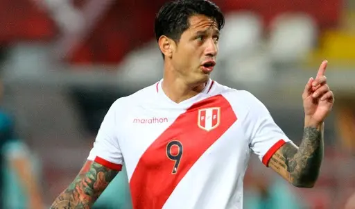 Gianluca Lapadula se perfila como un posible titular para el duelo ante Colombia.