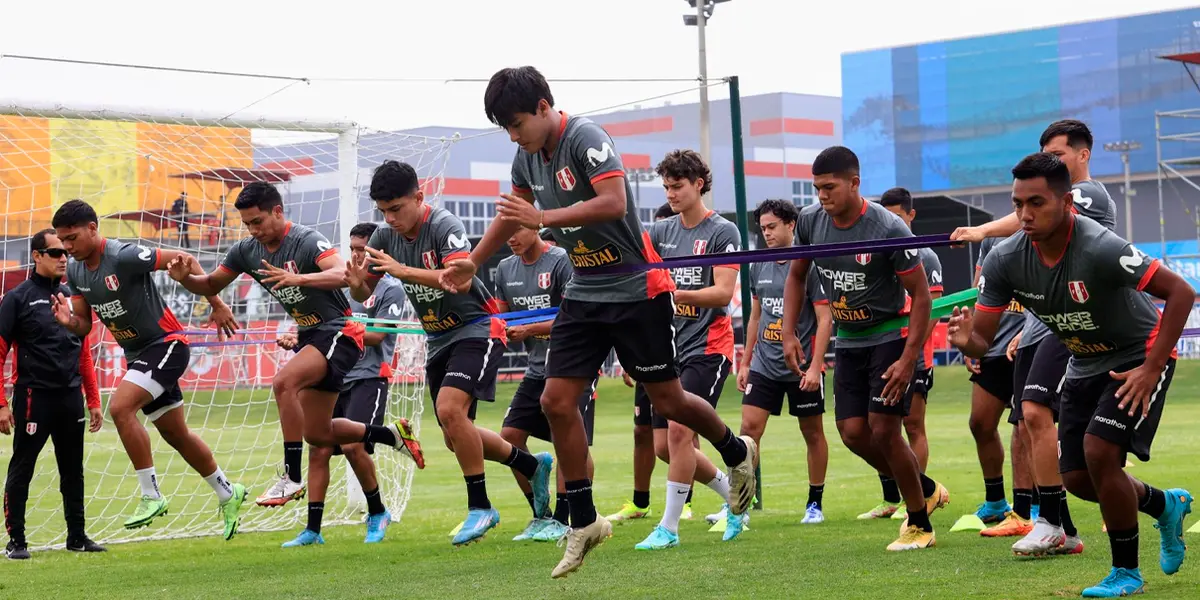 Gracias a su talento con los pies es uno de los jugadores que se espera más para el futuro