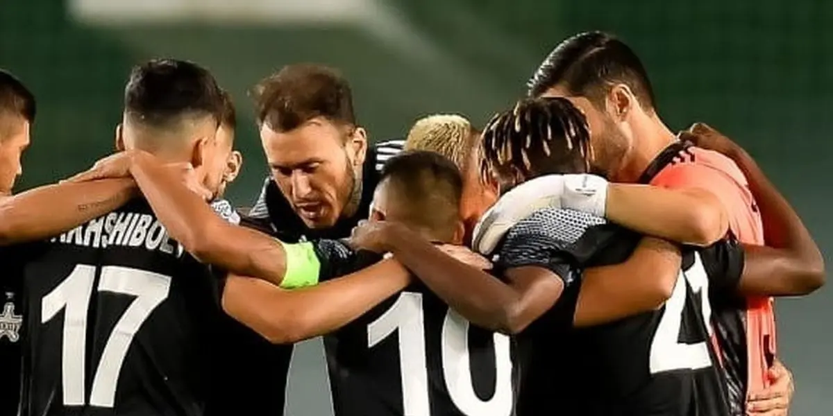 Gustavo Dulanto se está jugando un partidazo contra el Shakhtar Donetsk y Gareca debería considerar su convocatoria.