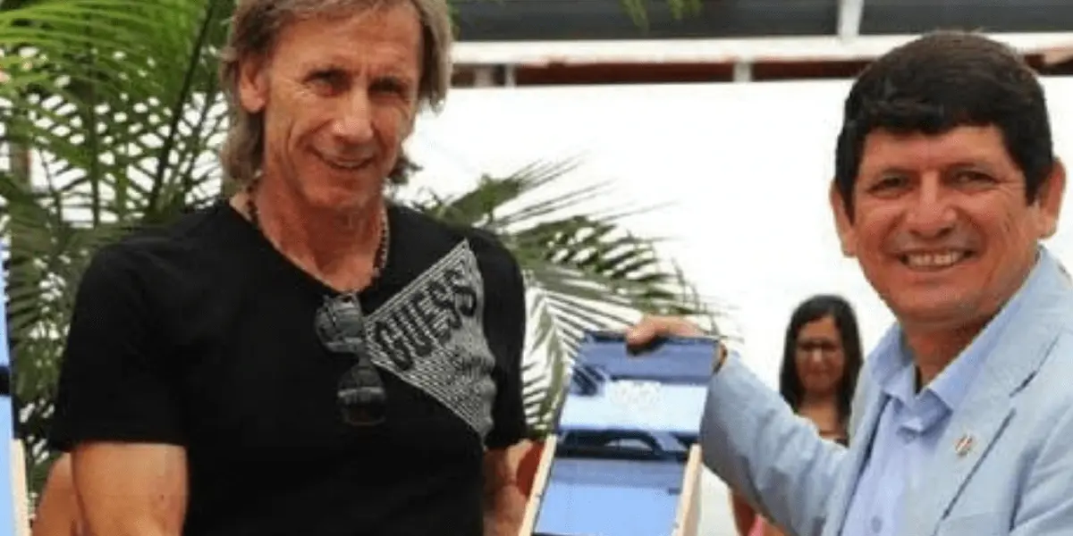 Hay una gran estrategia para que Ricardo Gareca se quede en la Bicolor
