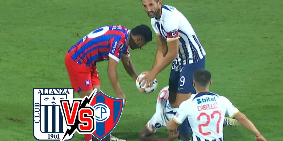 Hernán Barcos agarrando la pelota (Foto: Captura)