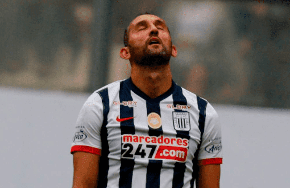Hernán Barcos en el ojo de la tormenta pese a buen momento y goles