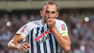 Hernán Barcos jugando con la camiseta de Alianza Lima de Perú. (Foto: TOP Mercato)