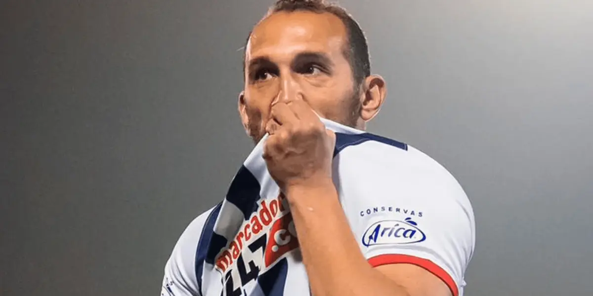 Hernán Barcos no pudo demostrar su molestia por perder la oportunidad de ganar con Alianza Lima