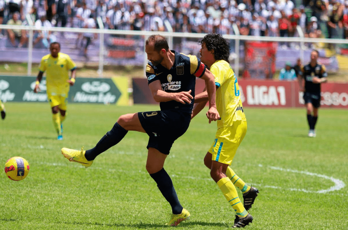 Hernán Barcos quiere quedarse en Alianza Lima sea como sea