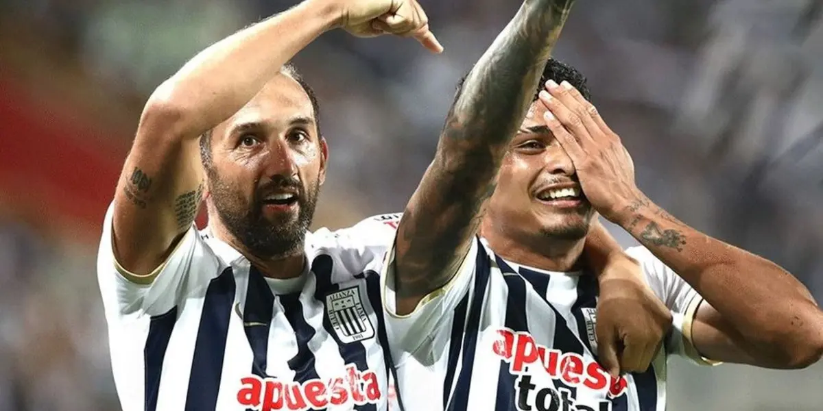 Hernán Barcos y Jeriel De Santis celebrando gol