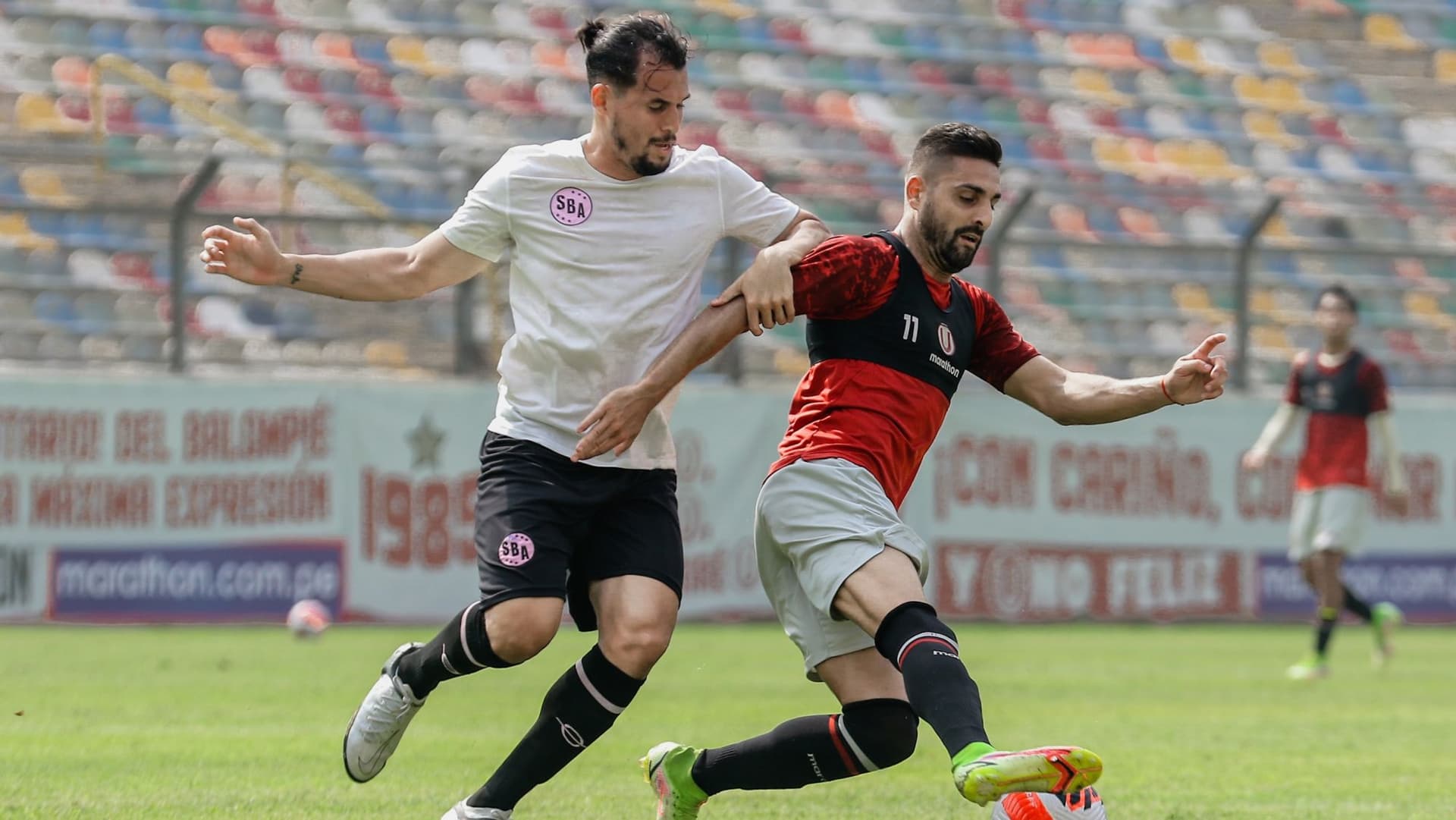 Hinchas le pidieron a la directiva ir por Mauricio Montes, quien jugaría la Liga 2 con el Cuzco FC.