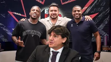 Jefferson Farfán, Juan Vargas, Roberto Guizasola, sonriendo para la foto. Abajo se encuentra Jean Ferrari. FOTO: 'X'