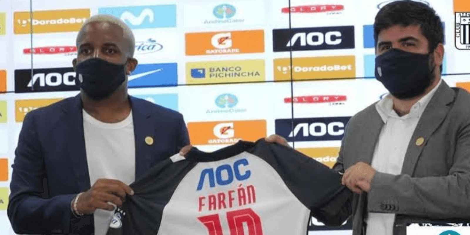Jefferson Farfán podría quedarse una temporada más en Alianza Lima