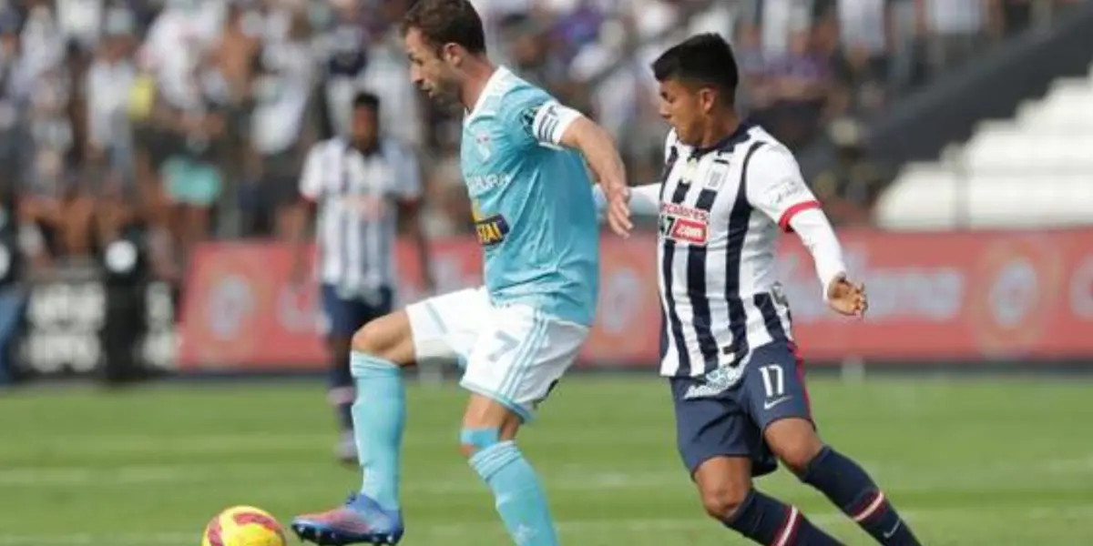 Jesús Castillo fue el 'ancla' en la mitad de la cancha en la victoria de Sporting Cristal