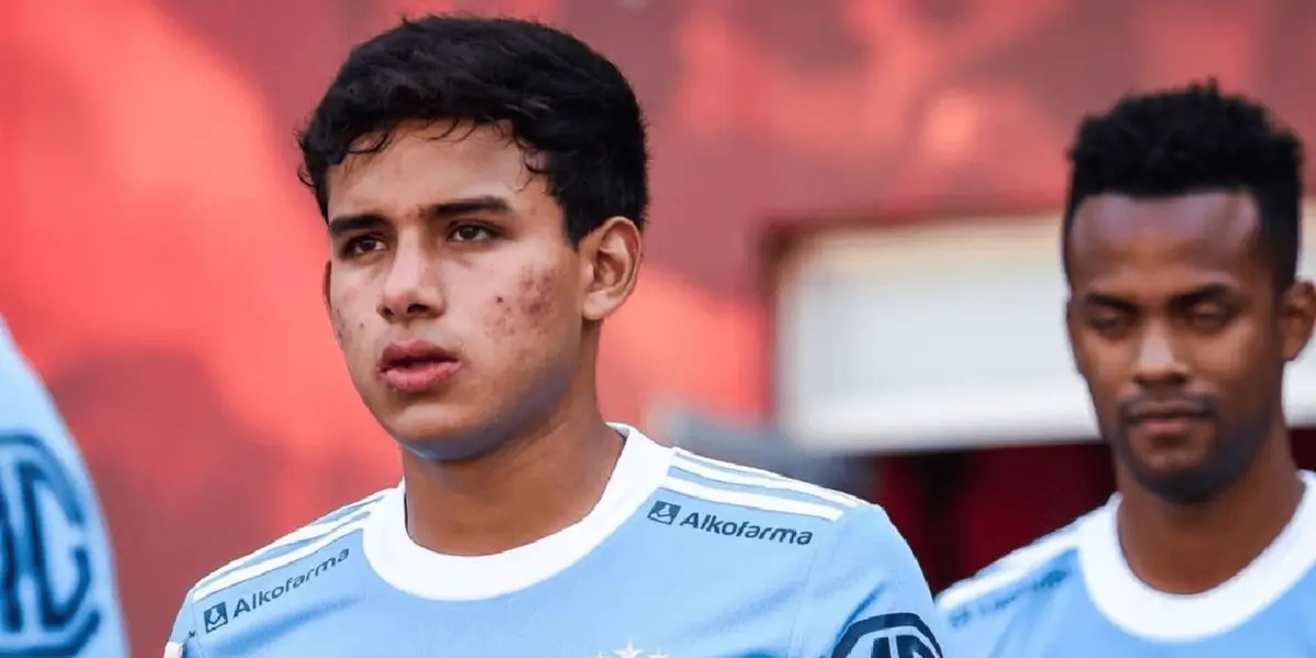 Jhilmar Lora tiene a varios equipos detrás de él para poder ficharlo