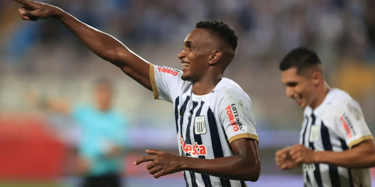 Jiovany Ramos celebrando su primer gol con camiseta de Alianza Lima