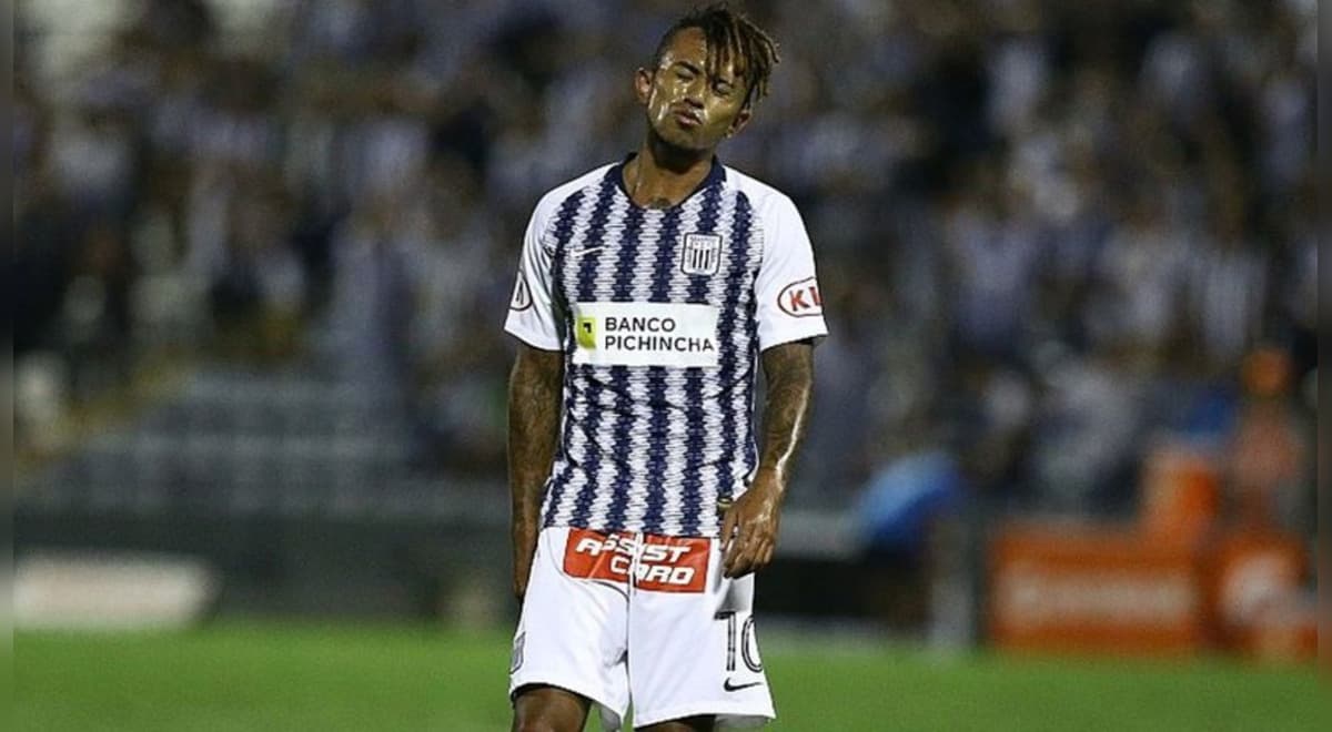 Joazhiño Arroé en la temporada 2020, fue el 10 de Alianza Lima