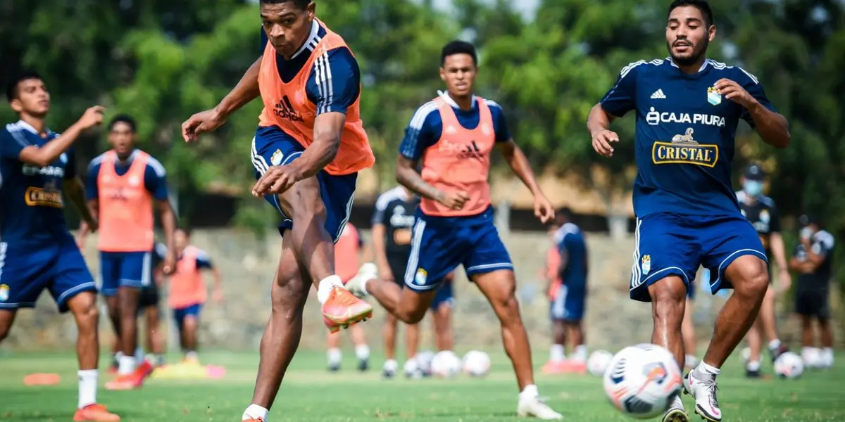 John Jairo Mosquera aseguró que le escribieron a sus redes de mala forma