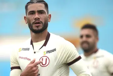Jonathan sigue lesionado, la dirigencia de la "U" no ha renovado con el delantero, pero así demuestra su amor por la "U"
