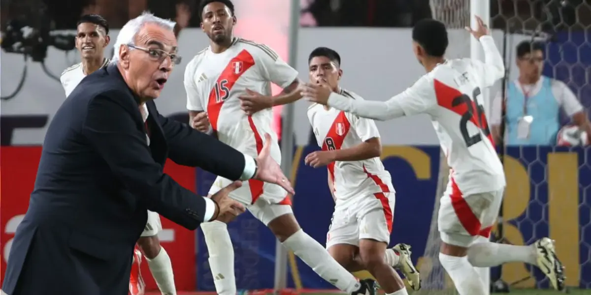 Jorge Fossati haciendo un gesto con la mano y la Selección Peruana celebrando