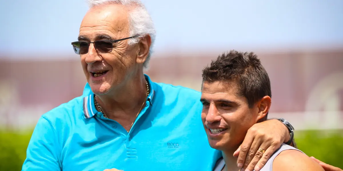 Jorge Fossati y Aldo Corzo (Foto: Universitario)