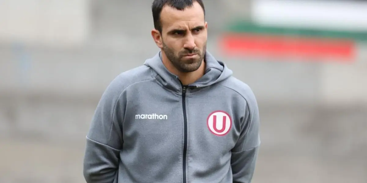 José carvallo fue hereo y figura de universitario en el partido de ayer ante Llacuabamba.