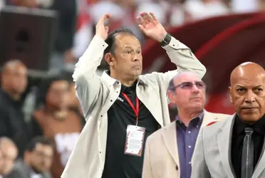 Juan Reynoso continúa siendo respaldado en la bicolor.