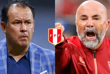 Juan Reynoso está en la cuerda floja en la Selección Peruana