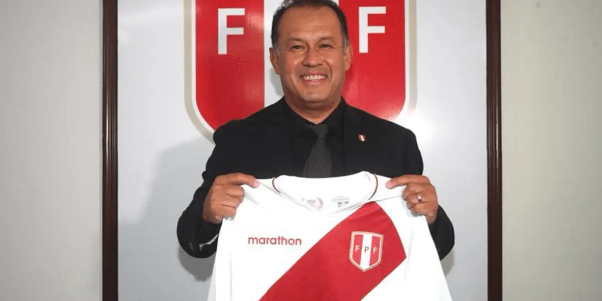 Juan Reynoso está viendo la posibilidad de mejorar el fútbol peruano por completo