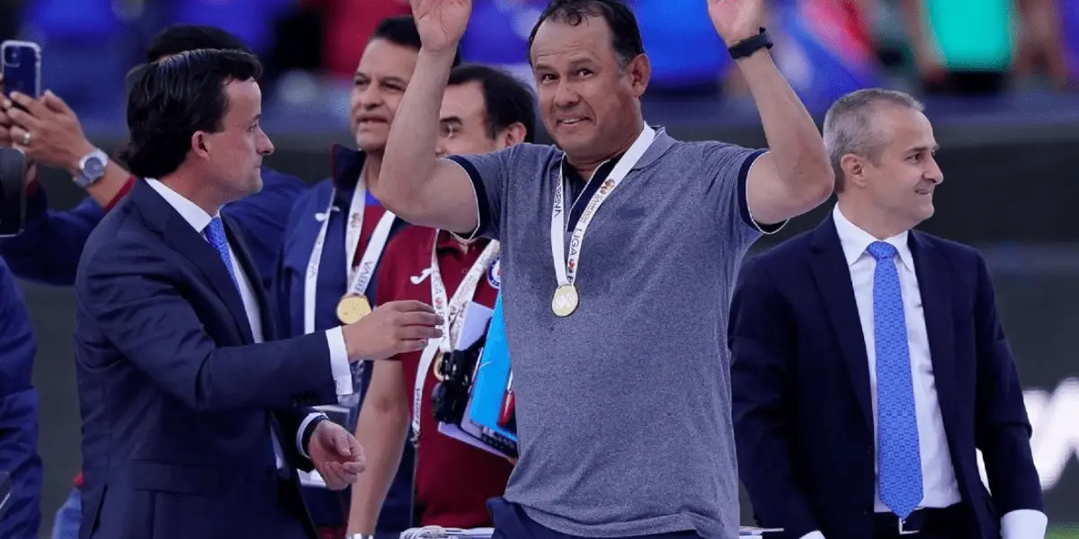 Juan Reynoso quedó más que contento al poder ver a su pupilo otra vez